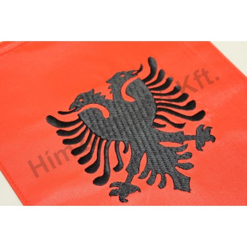 Albánia hímzett asztali zászló