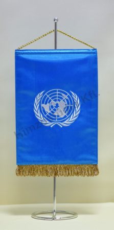 ENSZ hímzett asztali zászló
