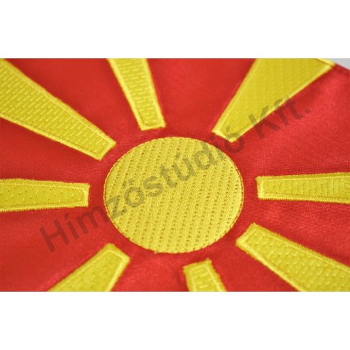 Macedónia hímzett asztali zászló
