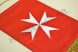 Máltai Szeretetszolgálat hímzett asztali zászló