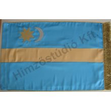 Kültéri székely zászló hímzett címerrel